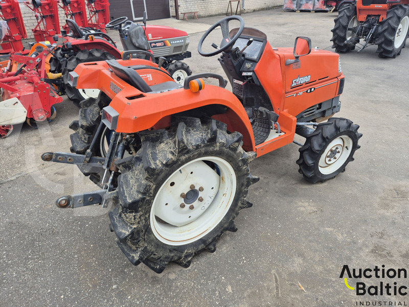 Kubota X 20 DT - 장궤형 트랙터 : 사진 3 Kubota X 20 DT - 장궤형 트랙터 : 사진 3