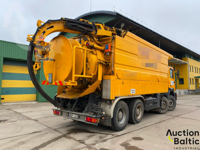 MAN T46 - 진공 흡입 트럭 : 사진 4 MAN T46 - 진공 흡입 트럭 : 사진 4