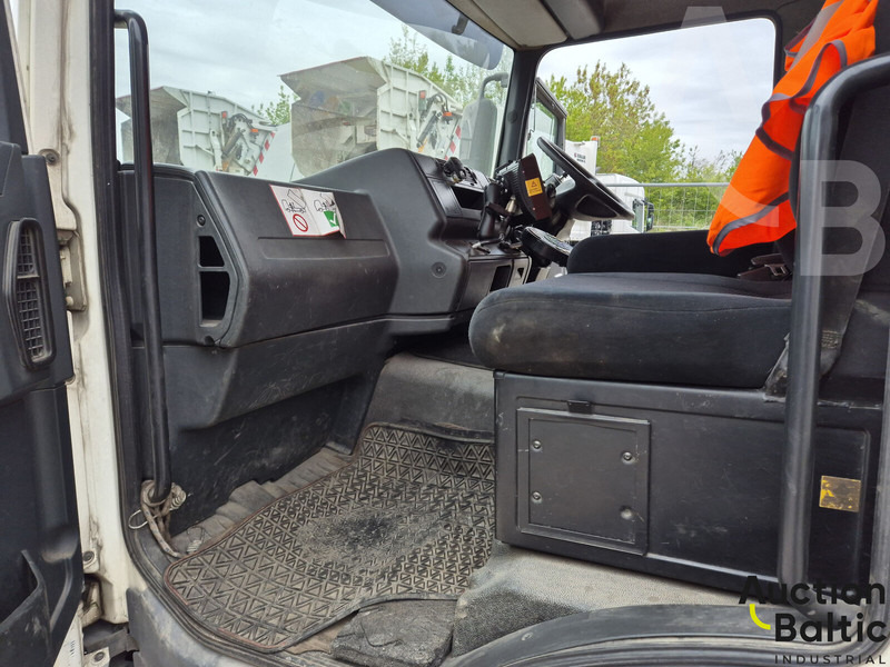 MAN TGM15.250 4X2 BL - 거리 청소 차량 : 사진 5 MAN TGM15.250 4X2 BL - 거리 청소 차량 : 사진 5