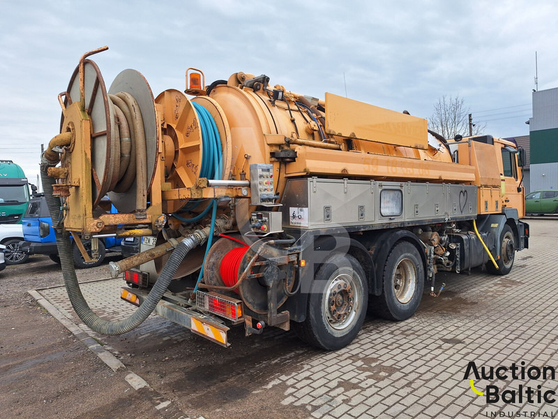 MAN TGS200 - 진공 흡입 트럭 : 사진 3 MAN TGS200 - 진공 흡입 트럭 : 사진 3