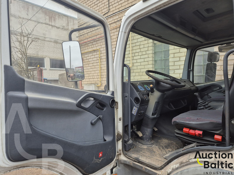 Mercedes-Benz 817 L - 커튼사이더 트럭 : 사진 4 Mercedes-Benz 817 L - 커튼사이더 트럭 : 사진 4