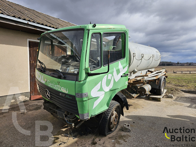 Mercedes-Benz 917 - 진공 흡입 트럭 : 사진 2 Mercedes-Benz 917 - 진공 흡입 트럭 : 사진 2