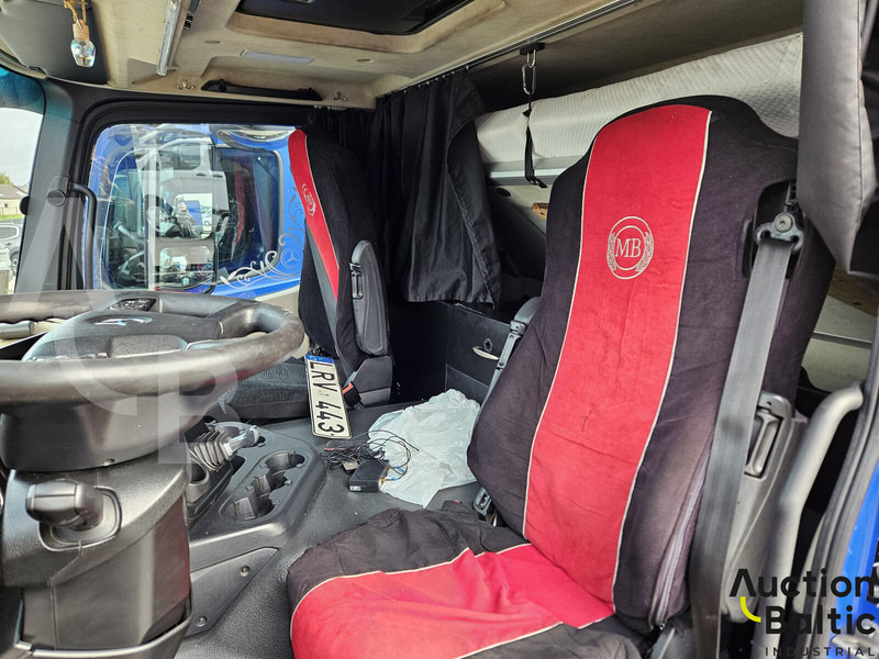 Mercedes-Benz Actros 1843 - 캡 새시 트럭 : 사진 5 Mercedes-Benz Actros 1843 - 캡 새시 트럭 : 사진 5