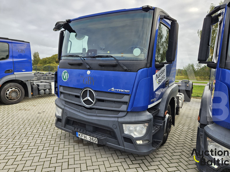 Mercedes-Benz Actros 1843 - 캡 새시 트럭 : 사진 2 Mercedes-Benz Actros 1843 - 캡 새시 트럭 : 사진 2
