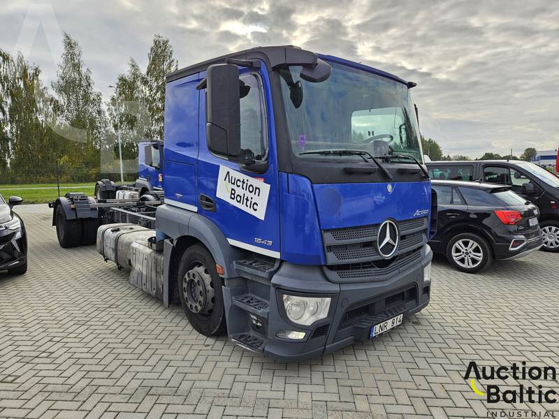 Mercedes-Benz Actros 1843 - 캡 새시 트럭 : 사진 1 Mercedes-Benz Actros 1843 - 캡 새시 트럭 : 사진 1