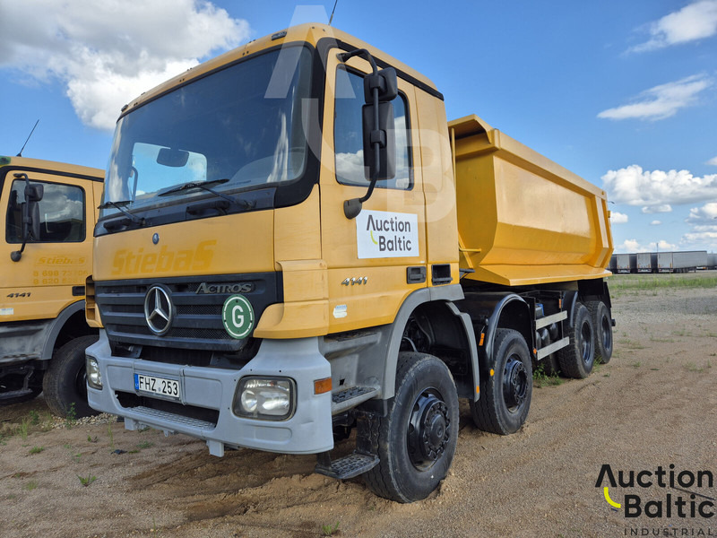 Mercedes-Benz Actros 4141 - 덤프트럭 : 사진 2 Mercedes-Benz Actros 4141 - 덤프트럭 : 사진 2