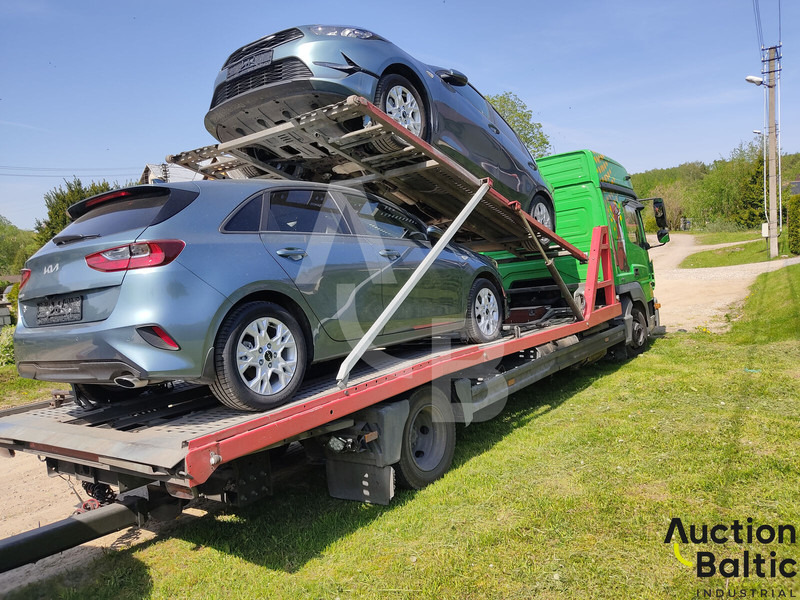 Mercedes-Benz Atego 822 L - 자동 운반 장치 트럭 : 사진 5 Mercedes-Benz Atego 822 L - 자동 운반 장치 트럭 : 사진 5
