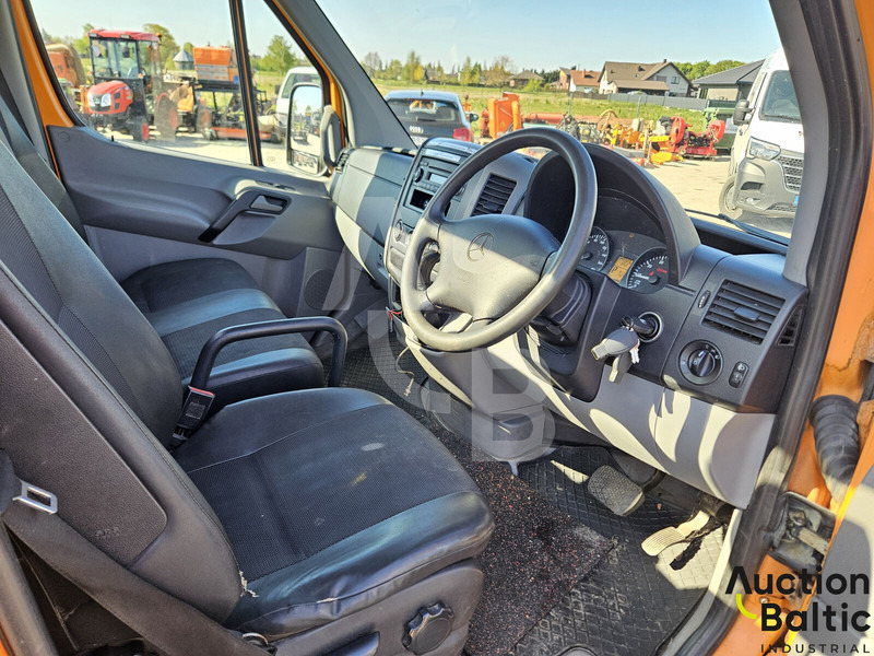 Mercedes-Benz Sprinter - 쓰레기차 : 사진 5 Mercedes-Benz Sprinter - 쓰레기차 : 사진 5