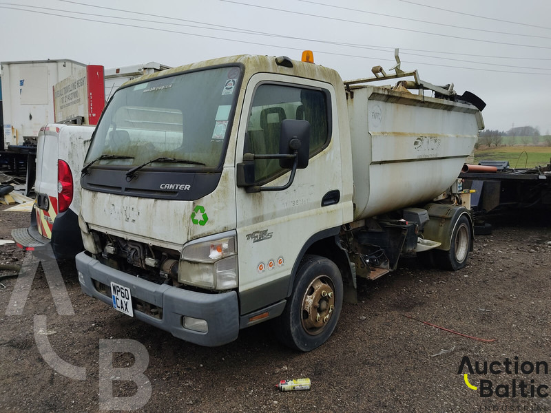 Mitsubishi Fuso - 쓰레기차 : 사진 2 Mitsubishi Fuso - 쓰레기차 : 사진 2