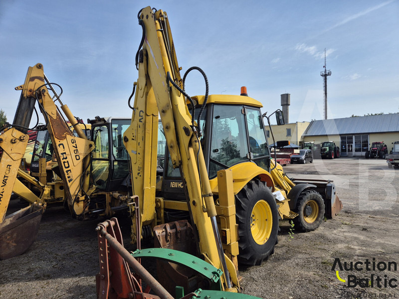 New Holland LB 110-4 PT - 휠 굴삭기 : 사진 4 New Holland LB 110-4 PT - 휠 굴삭기 : 사진 4
