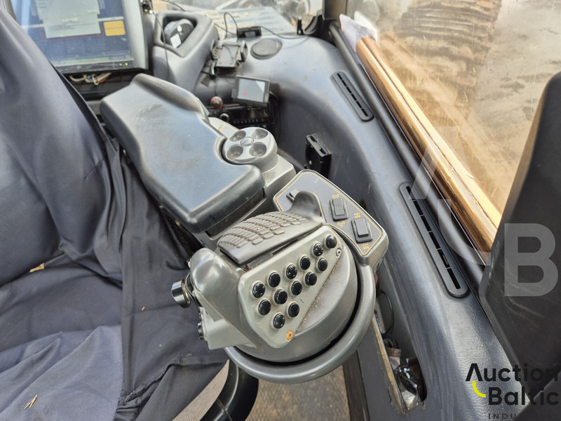 콤바인 수확기 Ponsse Fox 8W : 사진 6 콤바인 수확기 Ponsse Fox 8W : 사진 6