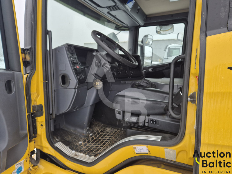 Scania P 230 - 견인 트럭 : 사진 5 Scania P 230 - 견인 트럭 : 사진 5