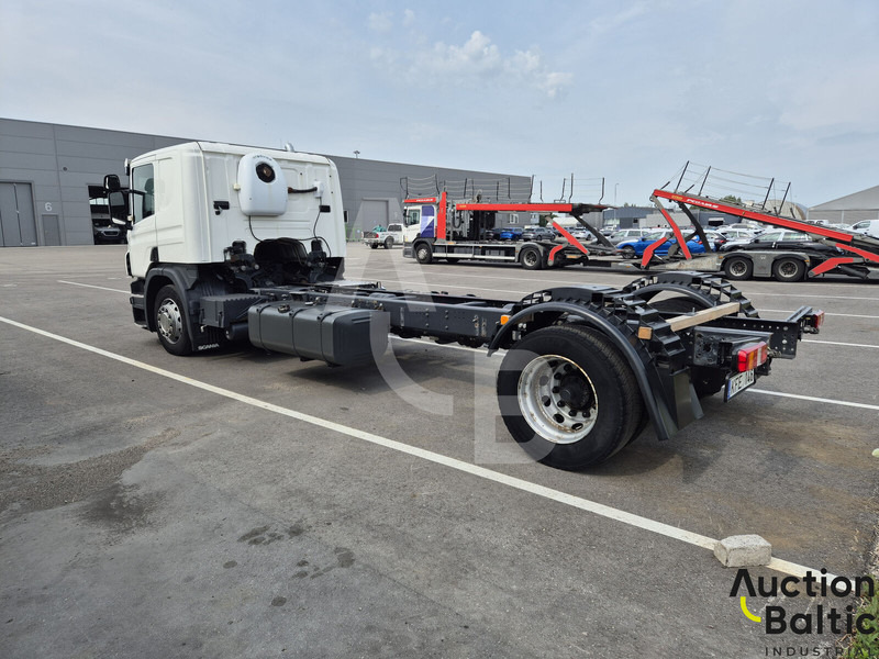 Scania P 450 - 캡 새시 트럭 : 사진 4 Scania P 450 - 캡 새시 트럭 : 사진 4