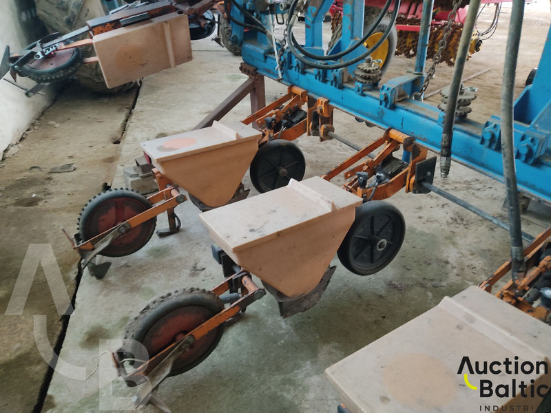 Schmotzer UD2000 - 정밀 파종기 : 사진 5 Schmotzer UD2000 - 정밀 파종기 : 사진 5