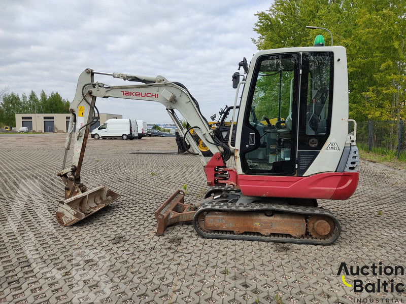 Takeuchi TB228 - 미니 굴삭기 : 사진 3 Takeuchi TB228 - 미니 굴삭기 : 사진 3