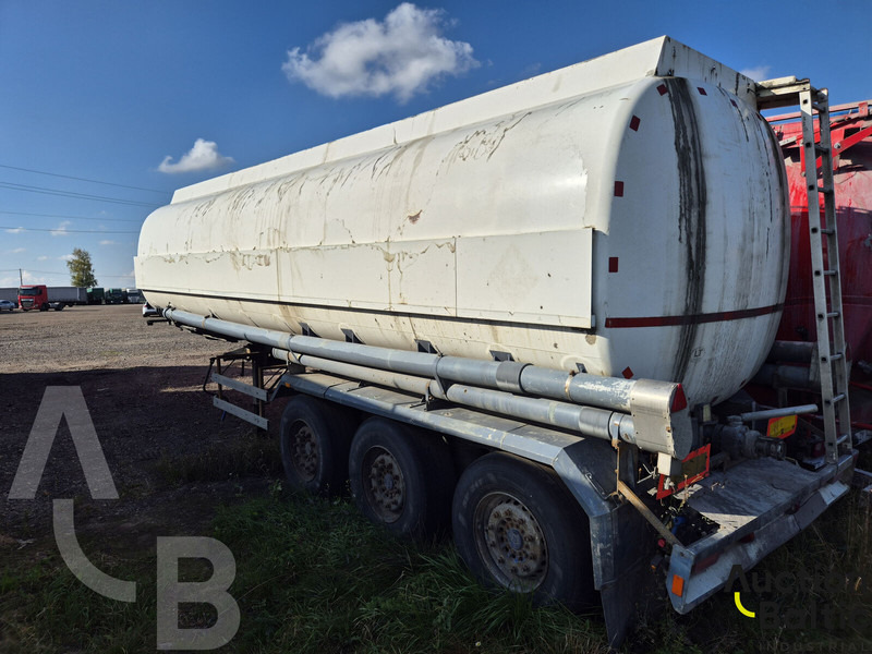 VAN DEN DIJSSEL VD 32.120 - 유조 세미 트레일러 : 사진 2 VAN DEN DIJSSEL VD 32.120 - 유조 세미 트레일러 : 사진 2