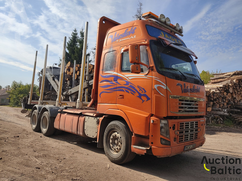 Volvo FH16 - 목재 트럭, 크레인 트럭 : 사진 1 Volvo FH16 - 목재 트럭, 크레인 트럭 : 사진 1