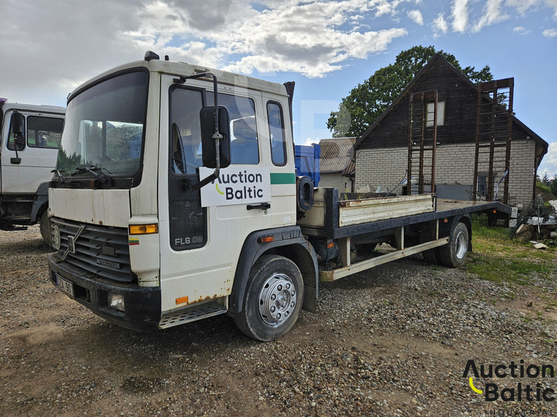 Volvo FL 608 - 견인 트럭 : 사진 1 Volvo FL 608 - 견인 트럭 : 사진 1