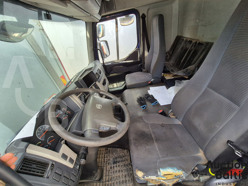 Volvo FL240 - 박스 트럭 : 사진 4 Volvo FL240 - 박스 트럭 : 사진 4