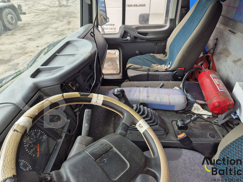 드롭사이드/ 플랫베드 트럭 Volvo FL6 : 사진 6 드롭사이드/ 플랫베드 트럭 Volvo FL6 : 사진 6