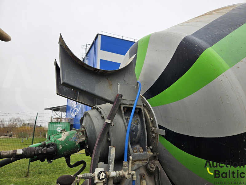 Volvo FM9 - 콘크리트 믹서 트럭 : 사진 5 Volvo FM9 - 콘크리트 믹서 트럭 : 사진 5