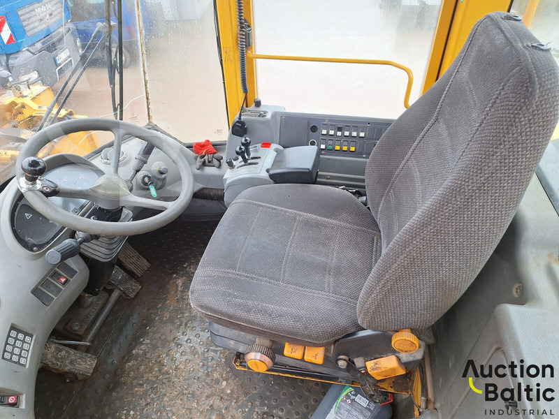 Volvo L 180 E - 휠 로더 : 사진 5 Volvo L 180 E - 휠 로더 : 사진 5