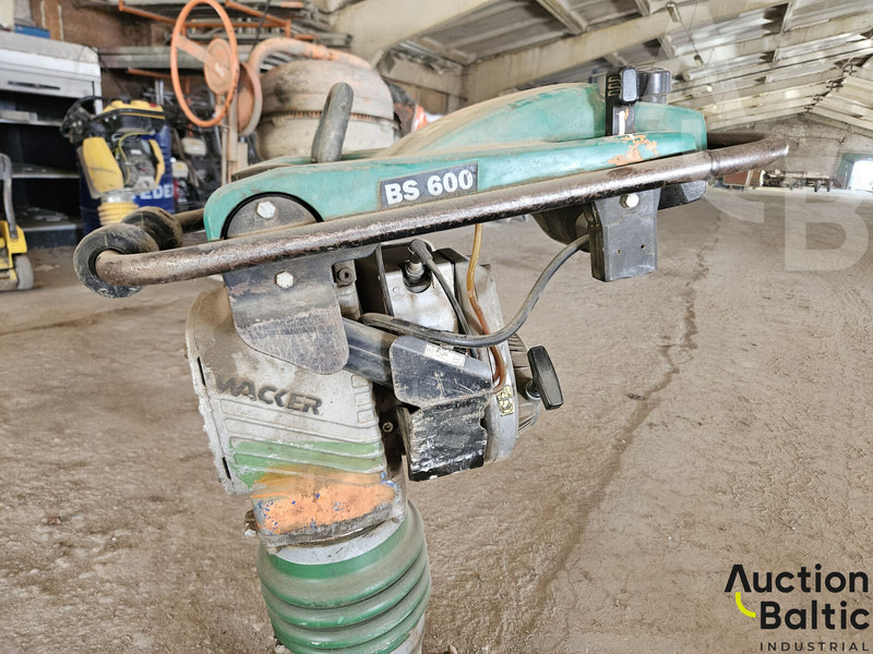 Wacker BS600 - 진동판 : 사진 4 Wacker BS600 - 진동판 : 사진 4