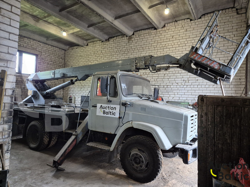 ZIL ZIL 433362 - 트럭 탑재 고가작업 플랫폼 : 사진 1 ZIL ZIL 433362 - 트럭 탑재 고가작업 플랫폼 : 사진 1
