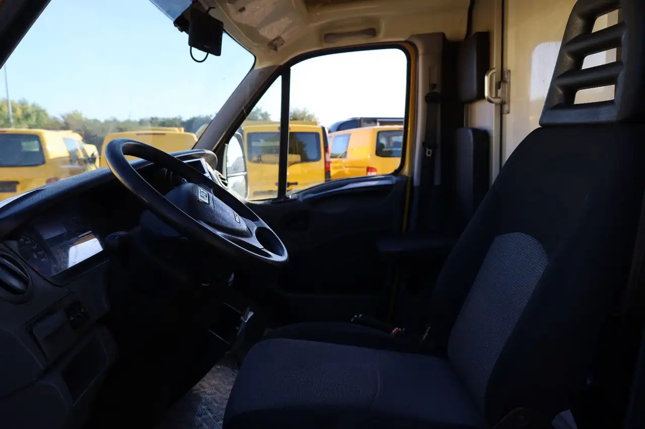 박스 밴 Iveco Daily/ Regalsystem/Luftfeder/KURZ/1. Hand : 사진 6 박스 밴 Iveco Daily/ Regalsystem/Luftfeder/KURZ/1. Hand : 사진 6