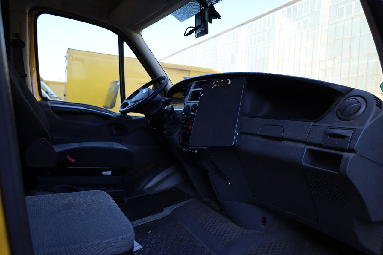 박스 밴 Iveco Daily/ Regalsystem/Luftfeder/Motorschaden : 사진 9