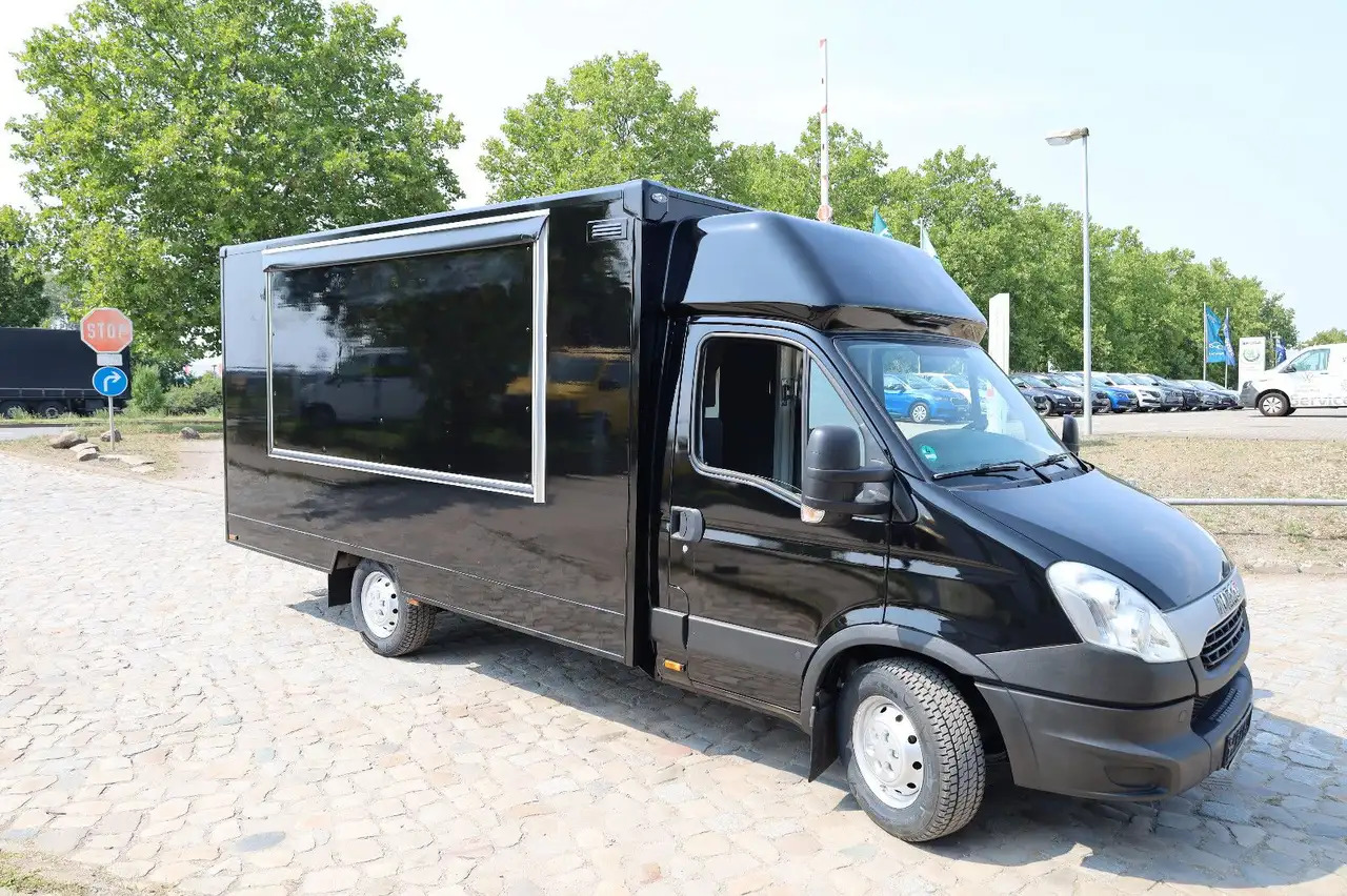 Iveco IS35SI2AA/ FOODTRUCK/Daily/EU5/1. Hand - 벤딩 트럭 : 사진 3 Iveco IS35SI2AA/ FOODTRUCK/Daily/EU5/1. Hand - 벤딩 트럭 : 사진 3