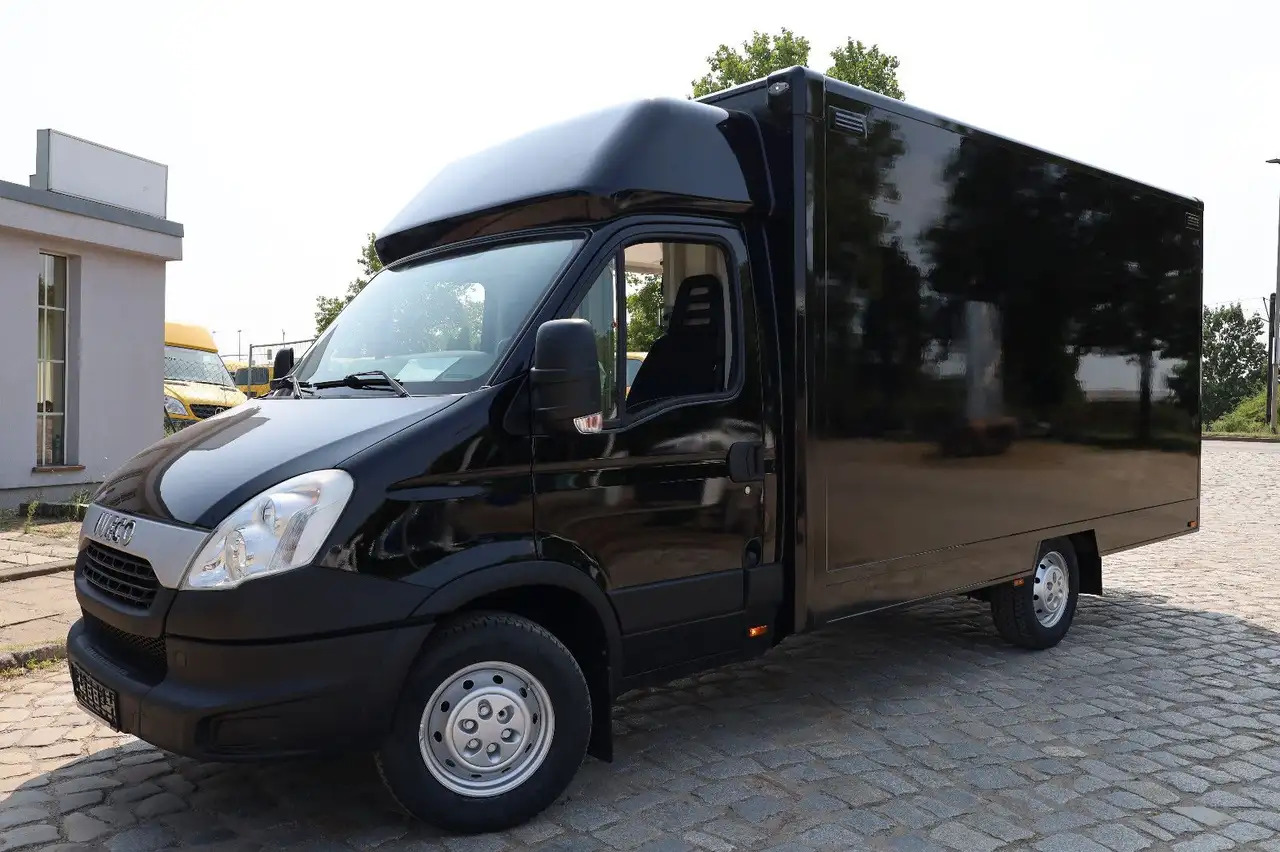 Iveco IS35SI2AA/ FOODTRUCK/Daily/EU5/1. Hand - 벤딩 트럭 : 사진 5 Iveco IS35SI2AA/ FOODTRUCK/Daily/EU5/1. Hand - 벤딩 트럭 : 사진 5