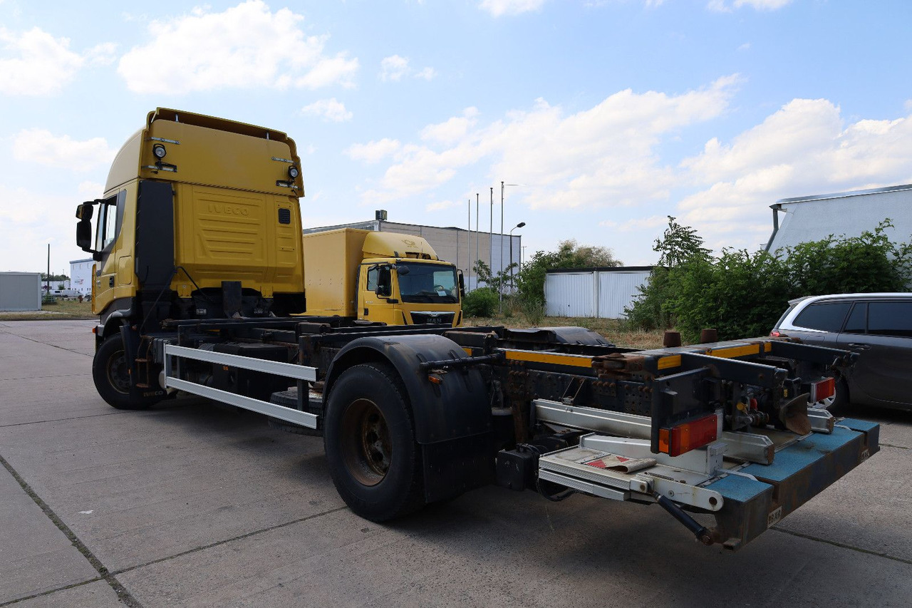 Iveco STRALIS/Magirus/L042/1. Hand - 컨테이너 운반 장치/ 스와프 보디 트럭 : 사진 4 Iveco STRALIS/Magirus/L042/1. Hand - 컨테이너 운반 장치/ 스와프 보디 트럭 : 사진 4