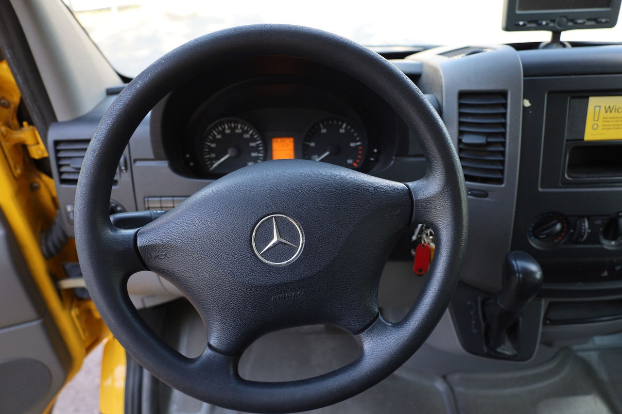 Mercedes-Benz Sprinter II Pritsche/ Koffer/Regalsystem - 박스 밴 : 사진 4 Mercedes-Benz Sprinter II Pritsche/ Koffer/Regalsystem - 박스 밴 : 사진 4