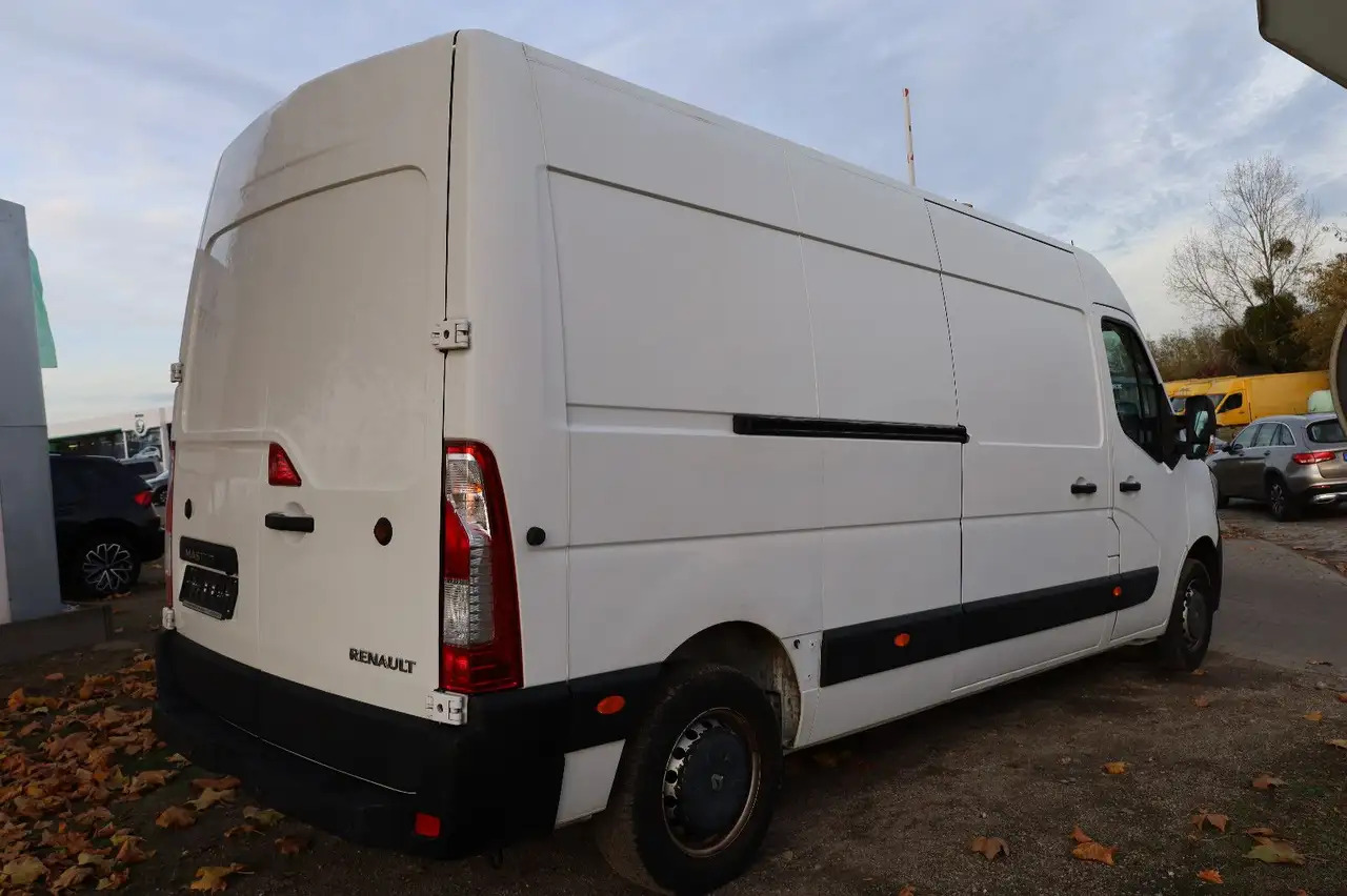 Renault Master L3H2 HKa 3,5t - 패널 밴 : 사진 4 Renault Master L3H2 HKa 3,5t - 패널 밴 : 사진 4