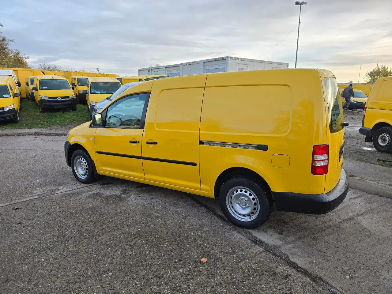 Volkswagen 2KN/Caddy/62kW/Lange Version - 패널 밴 : 사진 3 Volkswagen 2KN/Caddy/62kW/Lange Version - 패널 밴 : 사진 3