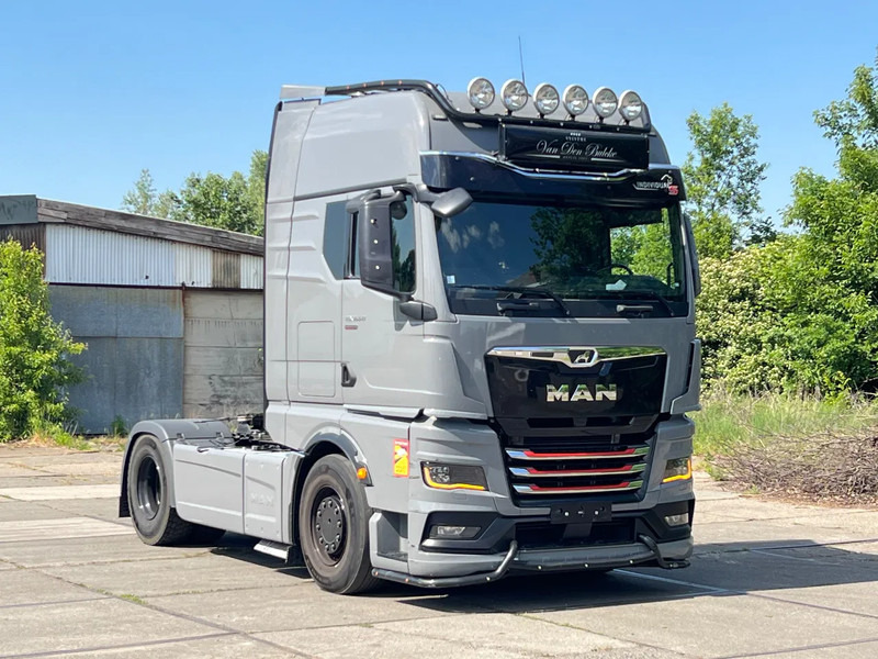 MAN TGX 18.510 INDIVIDUAL TGX510****fulll OPTIONS****384000km**** - 트랙터 유닛 : 사진 1 MAN TGX 18.510 INDIVIDUAL TGX510****fulll OPTIONS****384000km**** - 트랙터 유닛 : 사진 1