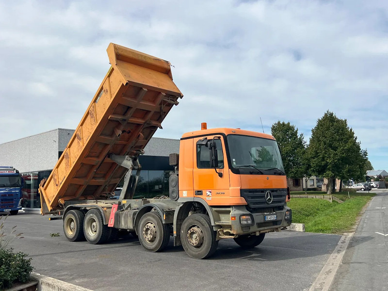 Mercedes-Benz Actros 3336 8x4 TIPPER**3 Pedals**Actros 3336** - 덤프트럭 : 사진 1 Mercedes-Benz Actros 3336 8x4 TIPPER**3 Pedals**Actros 3336** - 덤프트럭 : 사진 1