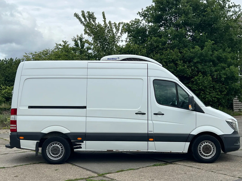 Mercedes-Benz Sprinter 319 LAMBERET-KERSTNER Fridge/**319 V6 Euro6** - 냉동 밴 : 사진 4 Mercedes-Benz Sprinter 319 LAMBERET-KERSTNER Fridge/**319 V6 Euro6** - 냉동 밴 : 사진 4