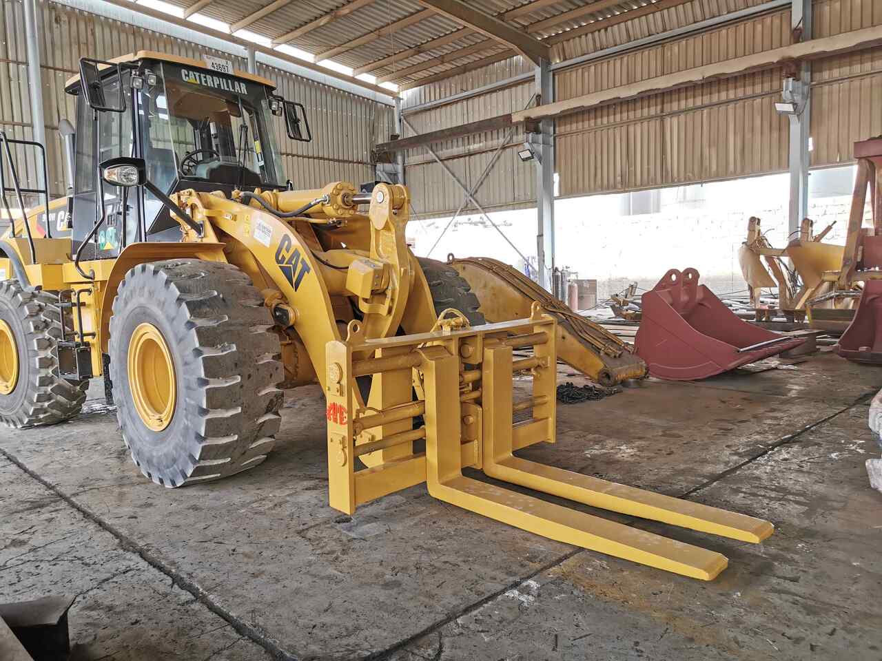 AME Hydraulic Pallet Fork - 포크 휠 로더 용 : 사진 4 AME Hydraulic Pallet Fork - 포크 휠 로더 용 : 사진 4