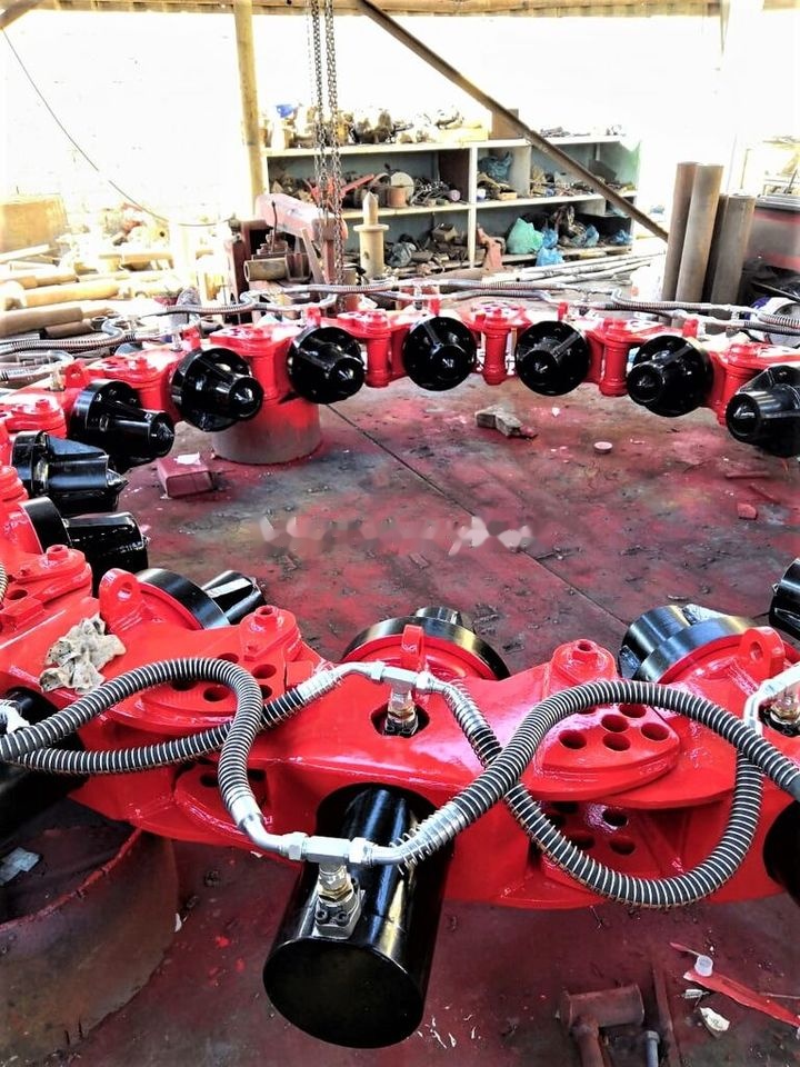 AME Hydraulic Pile Breaker - 철거용 가위 굴착기 용 : 사진 1 AME Hydraulic Pile Breaker - 철거용 가위 굴착기 용 : 사진 1