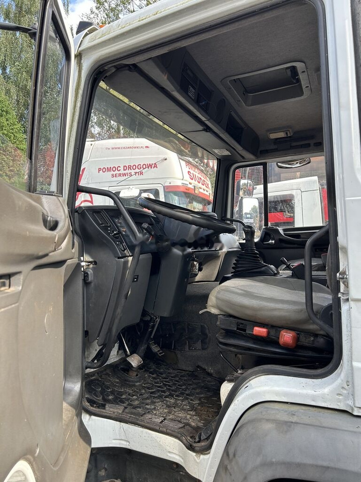 Volvo FL6.18 - 진공 흡입 트럭 : 사진 5 Volvo FL6.18 - 진공 흡입 트럭 : 사진 5