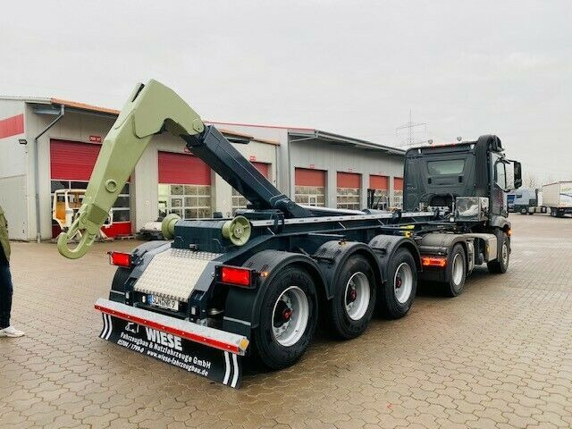 Auflieger Abrollkipper Hakenlift Agrarausführung - 컨테이너 운반 장치/ 스와프 보디 세미 트레일러 : 사진 3 Auflieger Abrollkipper Hakenlift Agrarausführung - 컨테이너 운반 장치/ 스와프 보디 세미 트레일러 : 사진 3