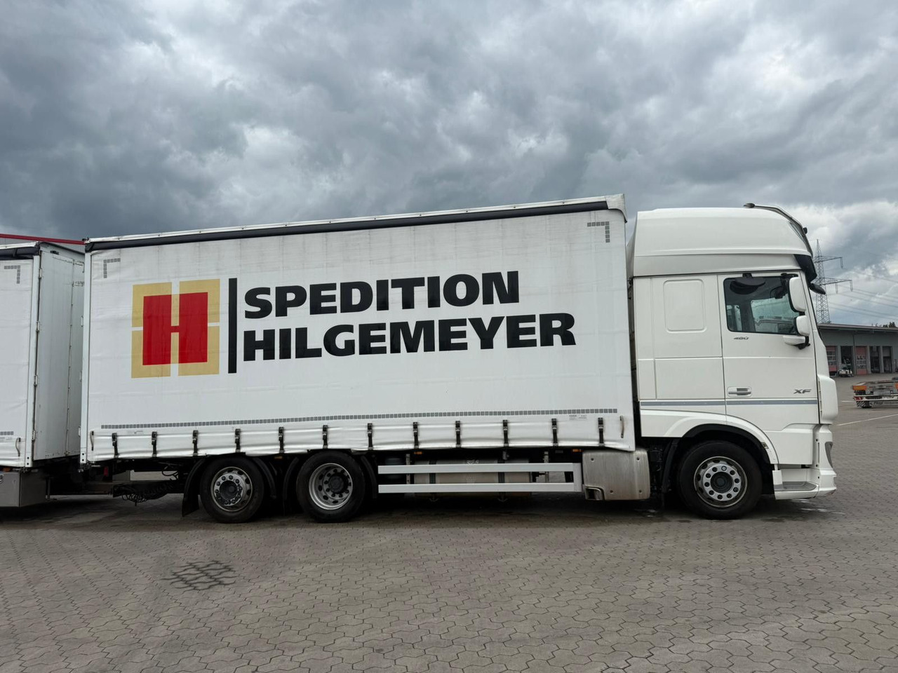 DAF XF 480 FAN LowDeck 6x2 Jumbo Inklusive Anhänger - 커튼사이더 트럭 : 사진 3 DAF XF 480 FAN LowDeck 6x2 Jumbo Inklusive Anhänger - 커튼사이더 트럭 : 사진 3