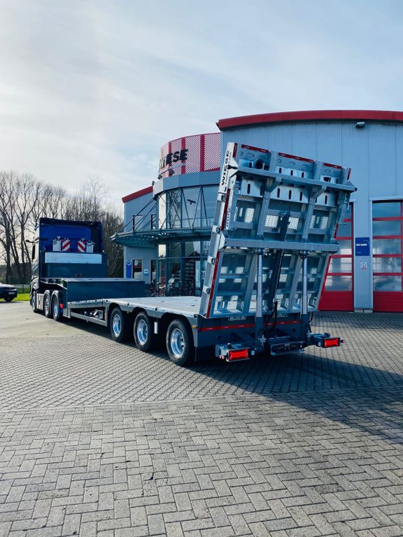 Gabelstapler/Arbeitsbühnentransporter Klapprampe - 저하대 세미 트레일러 : 사진 2 Gabelstapler/Arbeitsbühnentransporter Klapprampe - 저하대 세미 트레일러 : 사진 2