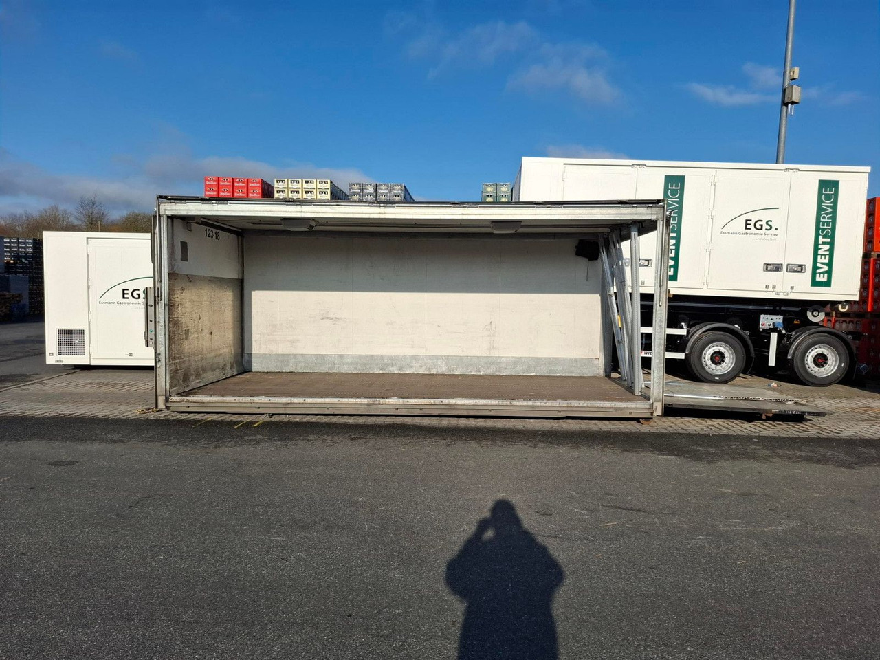 Getränke Abrollcontainer - 컨테이너 운반 장치/ 스와프 보디 세미 트레일러 : 사진 3 Getränke Abrollcontainer - 컨테이너 운반 장치/ 스와프 보디 세미 트레일러 : 사진 3