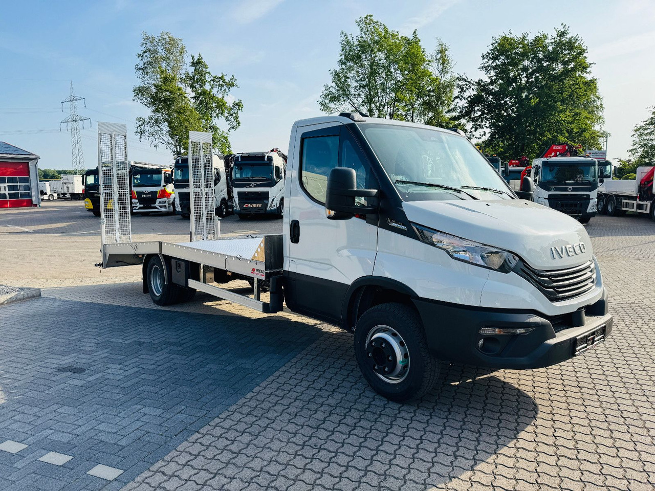 Iveco 70C18HA, Maschinen & Arbeitsbühnentrans. 2940kg! - 견인 트럭 : 사진 1 Iveco 70C18HA, Maschinen & Arbeitsbühnentrans. 2940kg! - 견인 트럭 : 사진 1