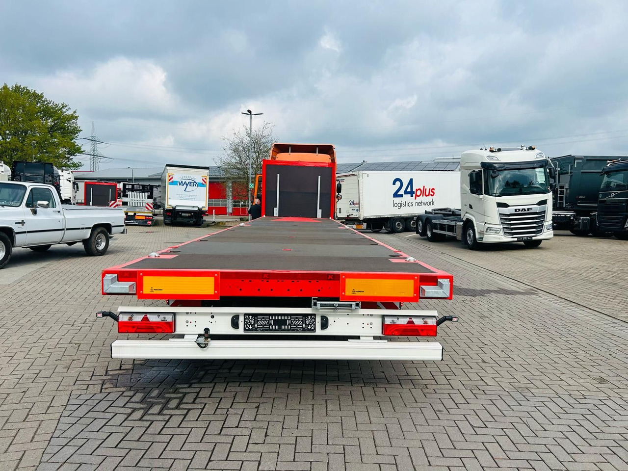 Kässbohrer K.SFS M Mega Plattform Auflieger Sofort Verfügba - 드롭사이드/ 플랫베드 세미 트레일러 : 사진 5 Kässbohrer K.SFS M Mega Plattform Auflieger Sofort Verfügba - 드롭사이드/ 플랫베드 세미 트레일러 : 사진 5