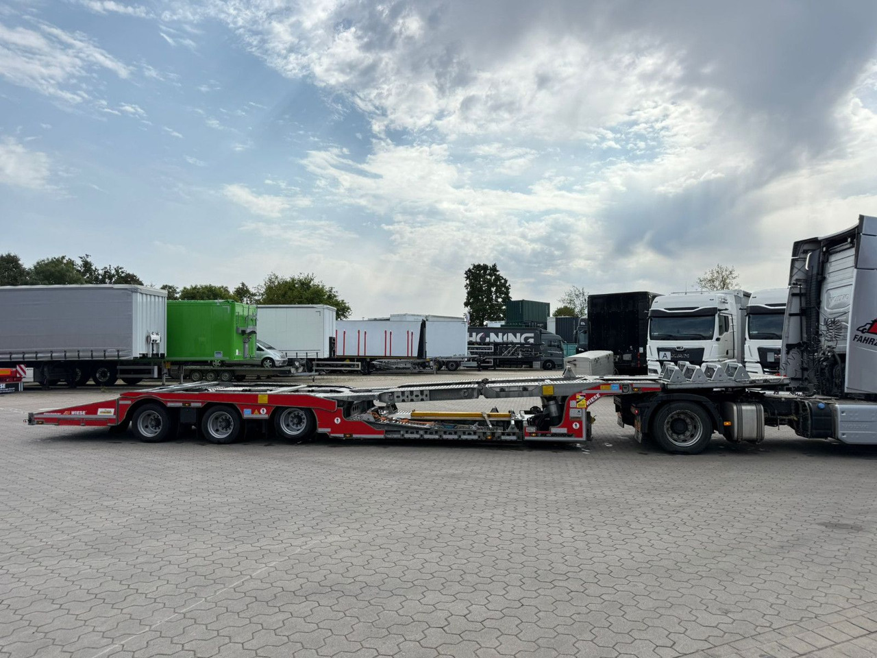 Kässbohrer K.SOK Truck/Car Transporter - 자동 운반 장치 세미 트레일러 : 사진 2 Kässbohrer K.SOK Truck/Car Transporter - 자동 운반 장치 세미 트레일러 : 사진 2