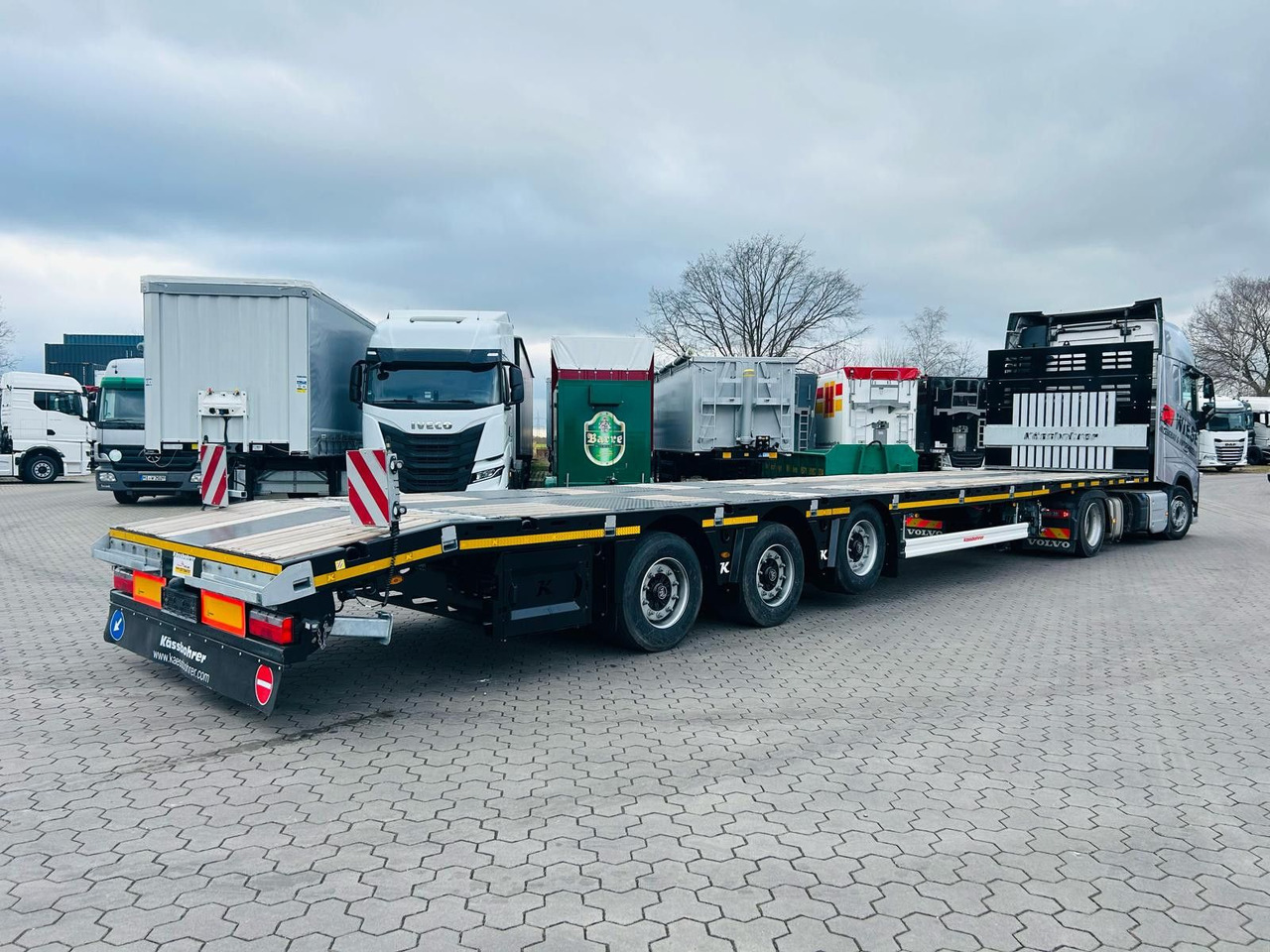 Kässbohrer SPS Mega Schwerlast Plattform Lenkachse - 드롭사이드/ 플랫베드 세미 트레일러 : 사진 2 Kässbohrer SPS Mega Schwerlast Plattform Lenkachse - 드롭사이드/ 플랫베드 세미 트레일러 : 사진 2
